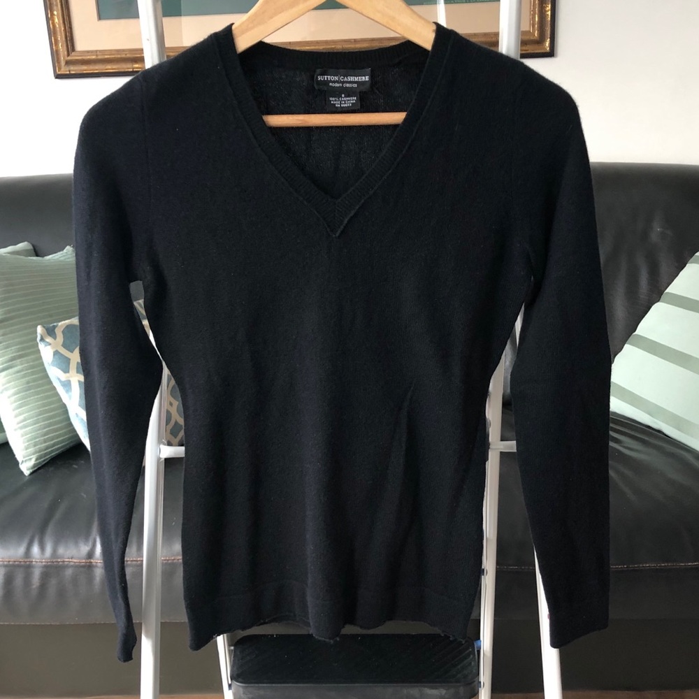 Bloomingdale's Sutton Cashmere Sweater Black